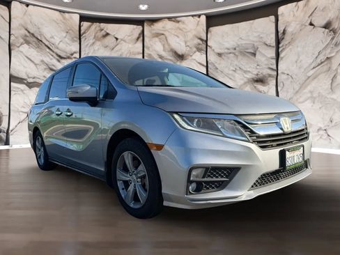 Used 2018 Honda Odyssey EX-L image 3