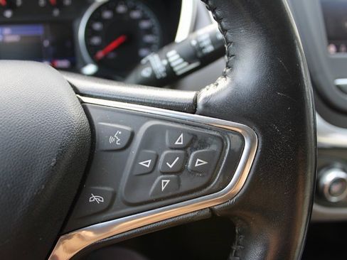 Used 2021 Chevrolet Equinox LT w/ Driver Convenience Package image 20