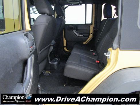 Used 2013 Jeep Wrangler Unlimited Sport image 13
