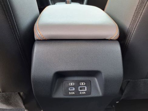 New 2025 Subaru Crosstrek 2.5i Limited w/ Popular Package #3A image 32