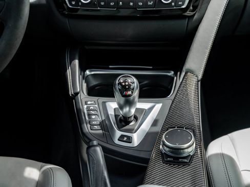 Used 2019 BMW M4 Coupe w/ Competition Package RWD image 70