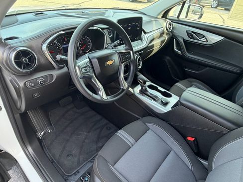 Used 2025 Chevrolet Blazer LT image 12
