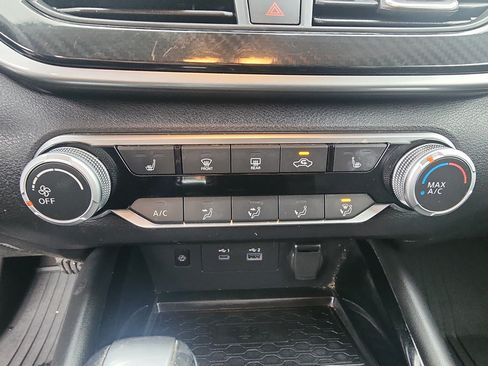 Used 2023 Nissan Altima 2.5 SR w/ SR Premium Package FWD image 23