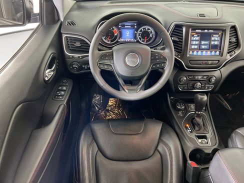 Used 2022 Jeep Cherokee Trailhawk w/ Premium Leather Package image 21