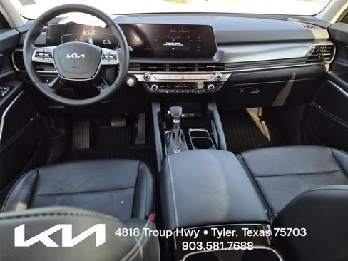 Certified 2025 Kia Telluride LX FWD image 22