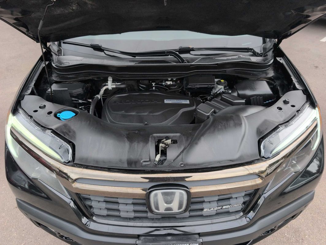 Used 2017 Honda Ridgeline Black Edition image 11
