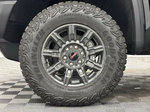 New 2026 GMC Sierra 1500 AT4X AWD/4WD image 17