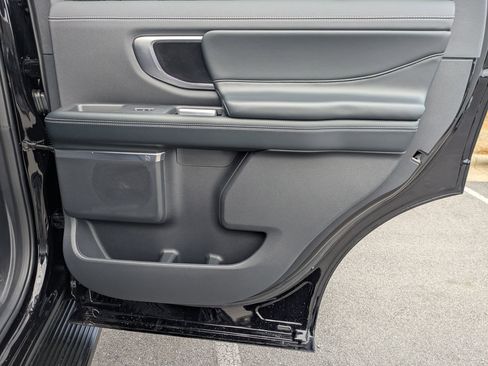 New 2026 Ford Expedition Platinum w/ Stealth Appearance Package image 36