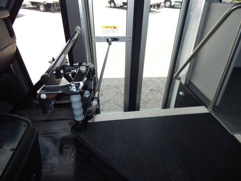 Used 2016 Chevrolet Express 4500 w/ Shuttle Bus Package image 23