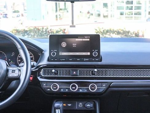 Used 2023 Honda Civic EX image 17