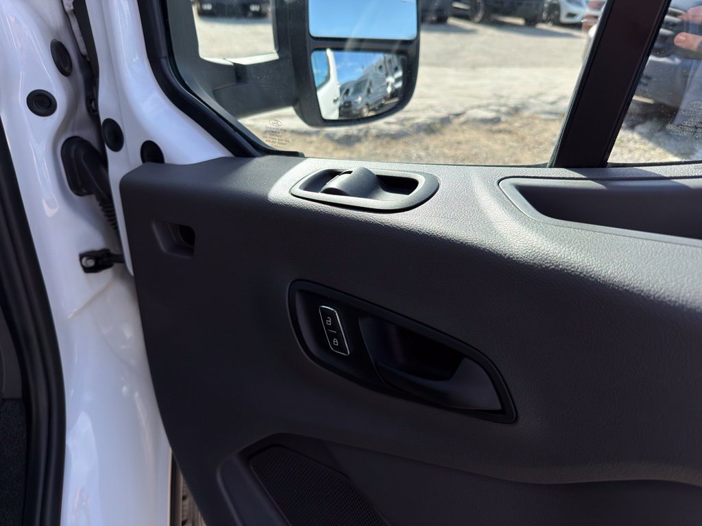 Used 2022 Ford E-Transit 148 High Roof w/ Load Area Protection Package RWD image 32
