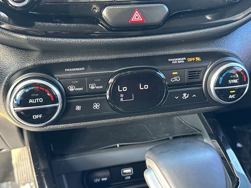 Certified 2024 Kia Soul GT-Line w/ Option Group 020 image 17