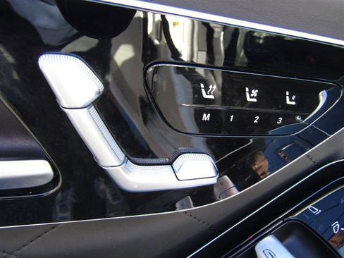 Used 2022 Mercedes-Benz S 580 4MATIC Sedan image 11