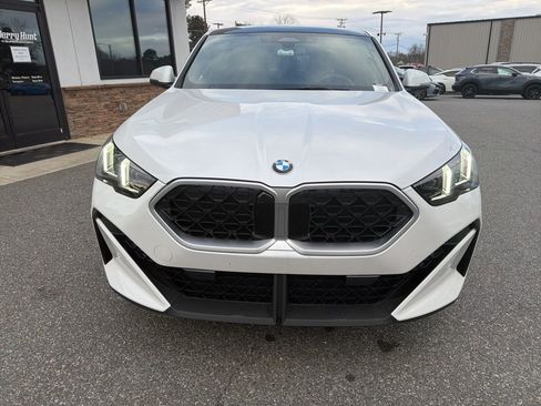 Used 2025 BMW X2 xDrive28i image 10