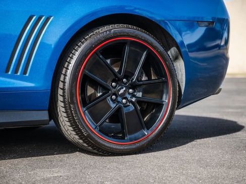 Used 2013 Chevrolet Camaro SS w/ Hot Wheels Special Edition image 58