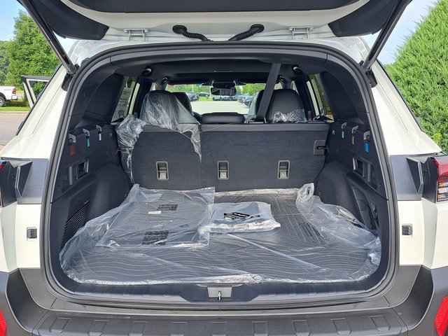 New 2026 Subaru Outback Limited AWD/4WD image 14