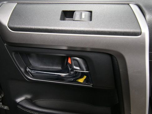 Certified 2024 Toyota 4Runner SR5 Premium image 24