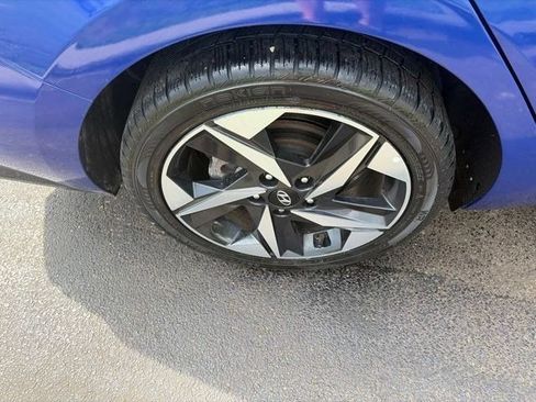 Used 2023 Hyundai Elantra Limited w/ Cargo Package FWD image 44