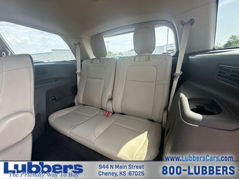 Used 2022 Lincoln Aviator Reserve RWD image 23