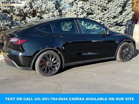 Used 2022 Tesla Model Y Performance image 9