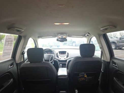 Used 2017 GMC Terrain SLE image 13