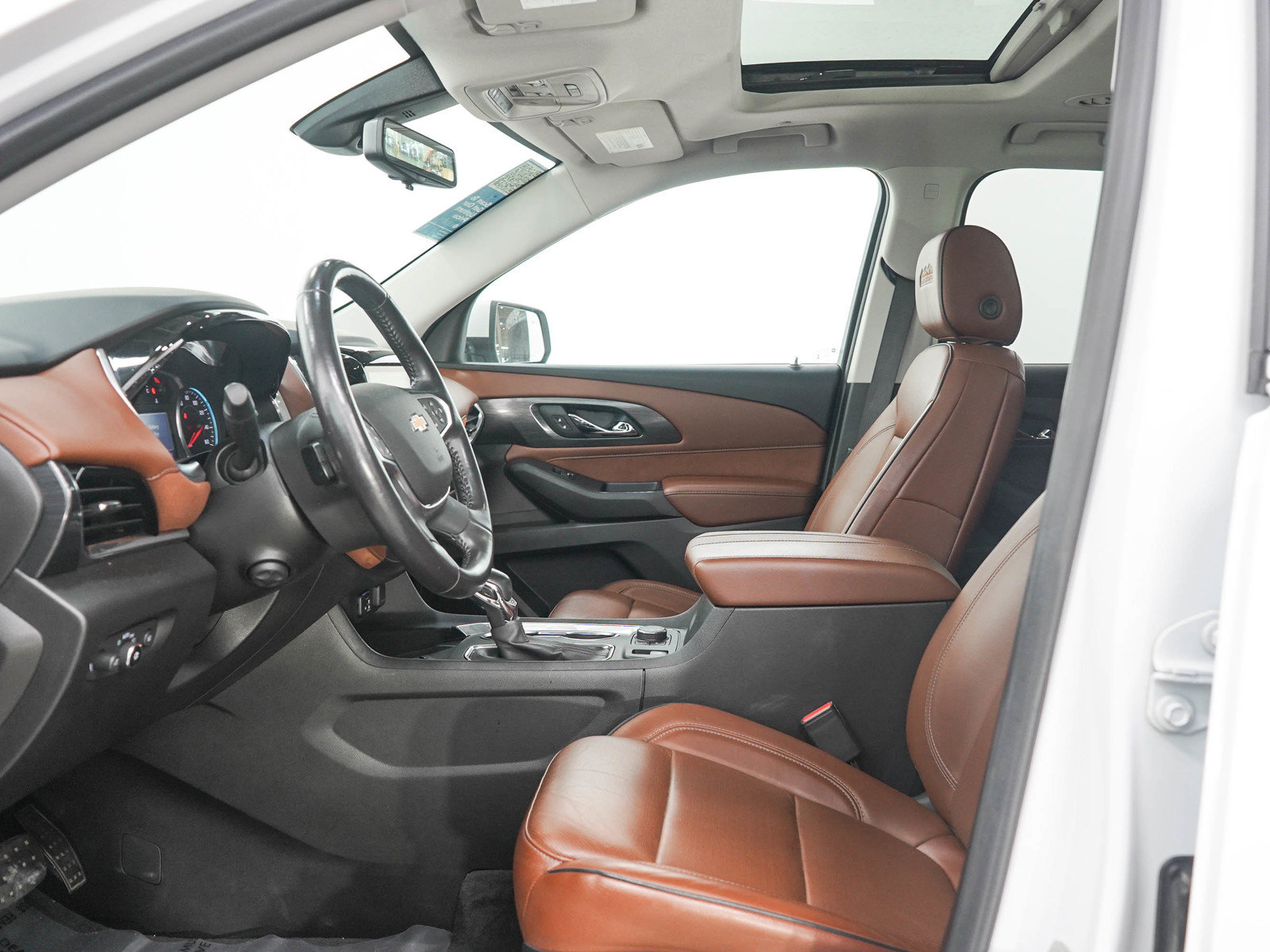 Used 2021 Chevrolet Traverse High Country AWD/4WD image 25