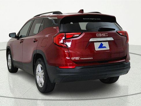 Used 2020 GMC Terrain SLE w/ Driver Convenience Package FWD image 3
