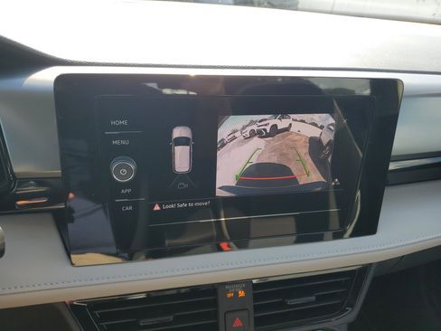 New 2025 Volkswagen Taos S image 19