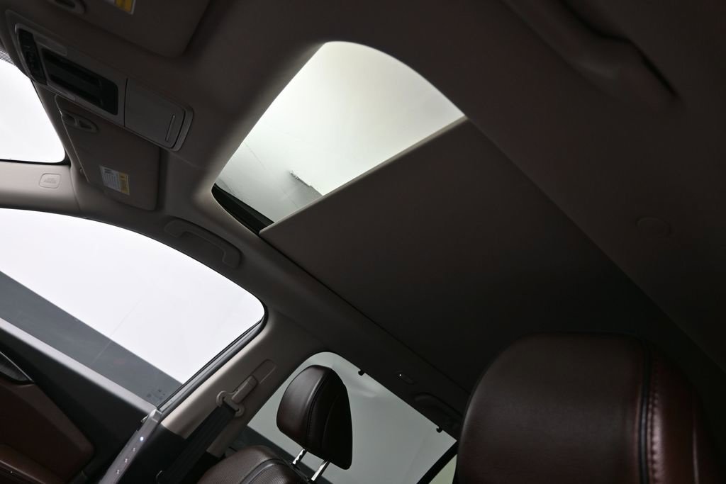 Used 2024 Honda Pilot Elite image 11