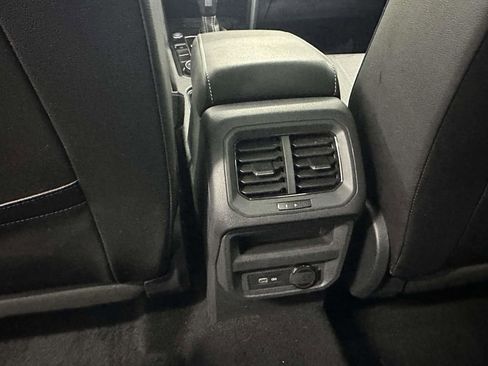 Certified 2021 Volkswagen Tiguan SE R-Line image 15