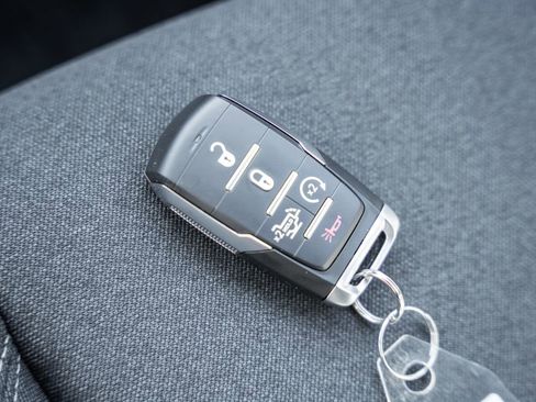 New 2026 RAM 1500 4x4 Crew Cab image 45