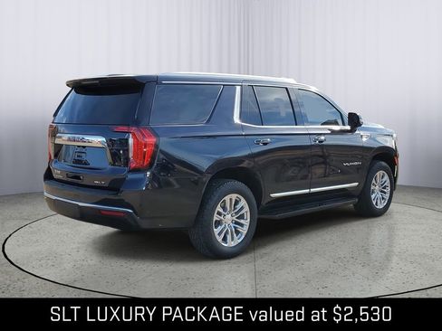 Certified 2024 GMC Yukon SLT w/ SLT Luxury Package image 3