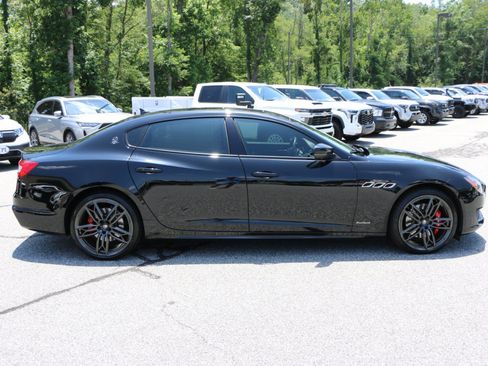 Used 2019 Maserati Quattroporte S GranSport Q4 AWD/4WD image 9