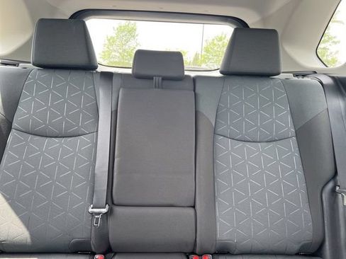 Used 2025 Toyota RAV4 XLE FWD image 27