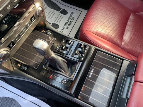Used 2021 Lexus GX 460 Luxury w/ Accessory Package AWD/4WD image 23