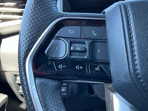 Used 2023 Toyota Tundra Platinum w/ Advanced Package image 21