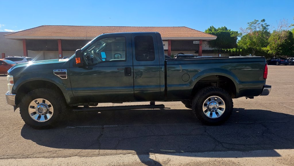 Used 2009 Ford F350 FX4 AWD/4WD image 6