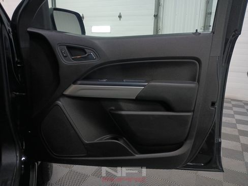 Used 2017 Chevrolet Colorado LT w/ LT Convenience Package AWD/4WD image 47
