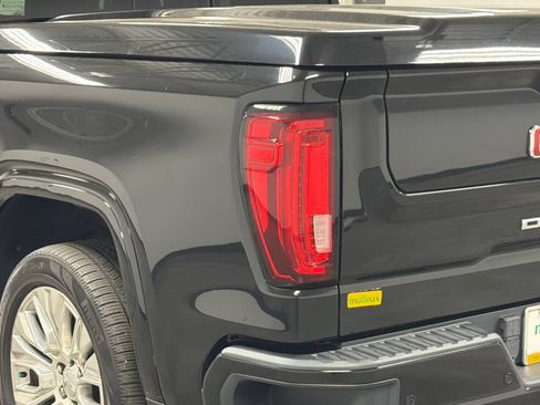 Used 2020 GMC Sierra 1500 Denali w/ Denali Ultimate Package AWD/4WD image 17