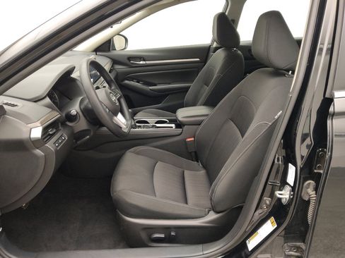 Used 2023 Nissan Altima 2.5 SV image 17