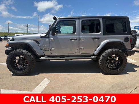 Used 2020 Jeep Wrangler Unlimited Sahara AWD/4WD image 6