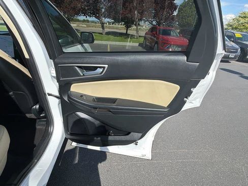 Used 2022 Ford Edge SEL w/ Convenience Package AWD/4WD image 21
