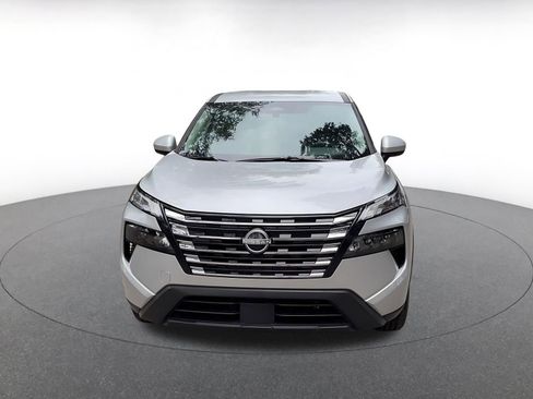 Used 2025 Nissan Rogue SV FWD image 4