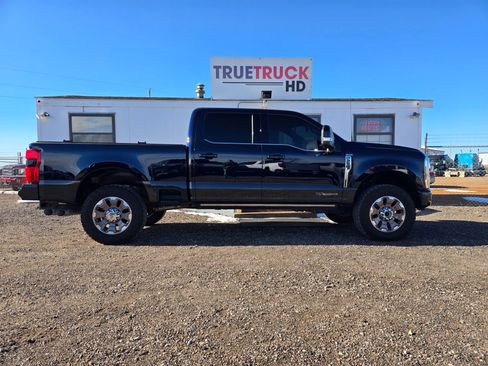 Used 2025 Ford F250 King Ranch image 7