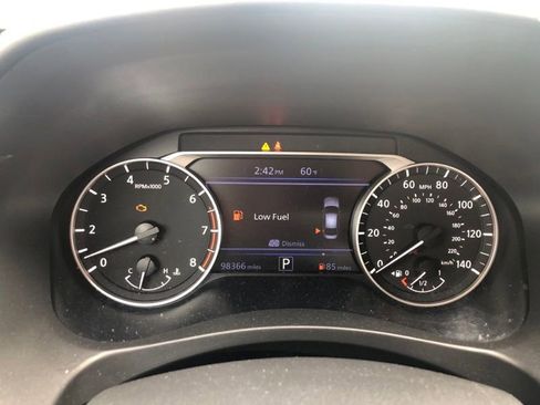 Used 2019 Nissan Altima 2.5 SR w/ SR Premium Package FWD image 11