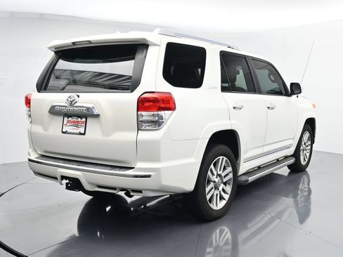 Used 2011 Toyota 4Runner Limited AWD/4WD image 7