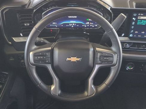 Used 2023 Chevrolet Silverado 1500 LT AWD/4WD image 20