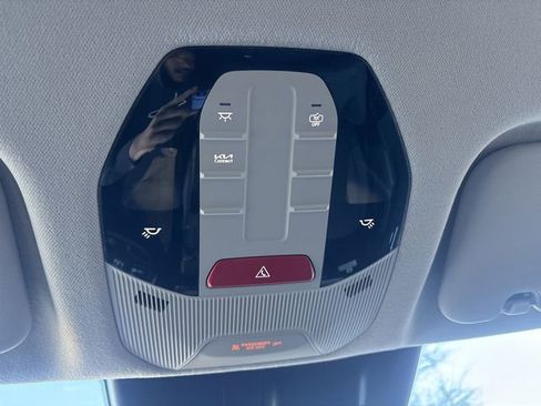 Certified 2025 Kia K4 LXS image 30