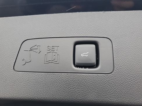 New 2026 Lincoln Corsair Reserve w/ Jet Appearance Package image 30