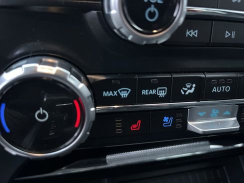 Used 2023 Ford F150 Platinum w/ Equipment Group 701A High image 19